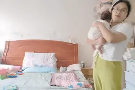 生完二胎第一次看到自己的全身照，不敢相信都胖的变形了视频封面
