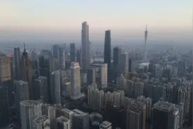 广州CBD绝对震撼秒杀北上深待琶洲和金融城建成维纽约可一战吧😄视频封面