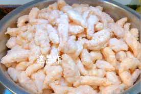 #在家做美食  潮汕惠来特产之《🦐虾枣》来个简化的制作过程#潮汕