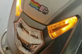 豪爵M-BOY萌哥加装多功能双闪视频封面