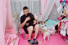 优优和胖胖一起去找舅舅撒娇去了视频封面