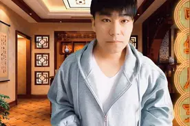 挂日本国旗和戴日本军帽等事件 ，让我们深刻反思 ，我们出问题了视频封面