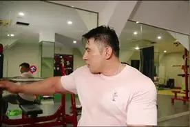 卧推100KG 全程70-80个视频封面