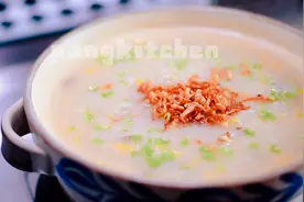 台湾料理达人教你餐厅秘密古早味芋头咸粥家庭做法3分钟生米变粥视频封面