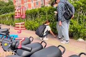 苏州街头又现“擦鞋式”推销，专找单身年轻人下手！你被骗过吗？视频封面