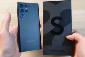 三星s22ultra深度评测报告，性能强劲有力，外观时尚颜值担当！视频封面