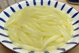 土豆别再炒着吃凉拌了，教你神仙吃法，孩子一天吃8次都不腻，香