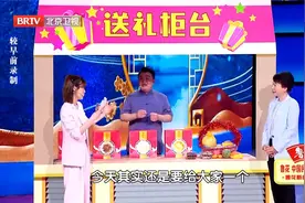 蜂王浆、蛋白粉，看望病人千万别乱送，专家教你正确做法视频封面