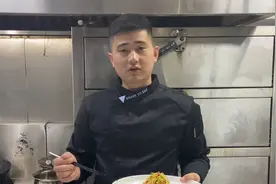 西葫芦也能生吃？大厨分享蔬菜生吃炝拌汁秘方，做酒店的特色菜！