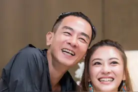 陈小春耳相周正圆润垂珠多肉,人生多有福气亦有一定行业声名表现.视频封面
