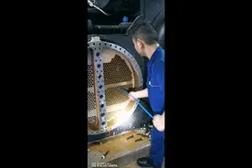 清洗中央空调水泡