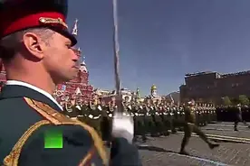 苏联军乐《光荣的近卫军进行曲》阅兵式视频封面