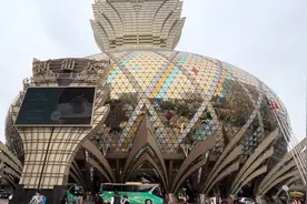 澳门新旧葡京的白天和黑夜视频封面