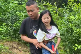 闺女是爸爸的开心果，爸爸是闺女的永远的玩伴，这样生活很幸福！视频封面