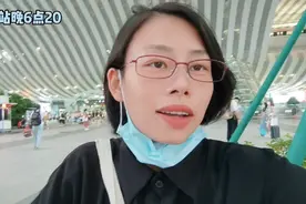 宝妈又累又饿看到儿子的笑脸，一切的辛酸都值视频封面
