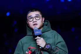 徐雷升任京东总裁：他向刘强东建议打造618，曾在京东力挽狂澜视频封面