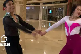 美女妖娆，曲线超美，迷得帅哥神魂颠倒，两人跳完舞就走了视频封面