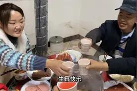 媳妇过生日，公婆把该有的仪式感都给了儿媳，有这样的家庭好幸福视频封面