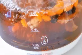 桑椹核桃养生茶，乌发益肾，常喝气色好，身体更健康视频封面