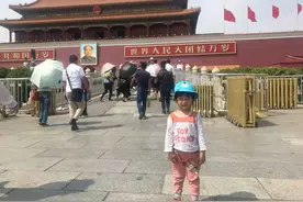 想让孩子休学一年出去旅行，荒唐吗？视频封面