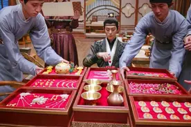浮图缘：王鹤棣刺杀帝王自立为王，皇后怒甩万两黄金当聘礼，经典视频封面