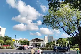 上海市长宁古北名都城小区环境+房子视频封面