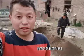 河南农村残疾大叔，一只手干活技巧多。这种技巧你见过吗视频封面