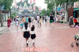 六一儿童节别的小朋友有的你们也要有，去梦幻王国玩啦视频封面