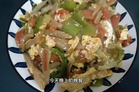 都说莜面对糖尿病很友好，32岁糖人今天测试，升糖不高却持续升糖视频封面