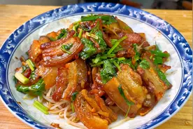 五花肉最简单好吃做法：豉油皇炒猪肉，超级下饭