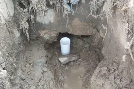 这就是山里人喝的水，皖西山区的山里人一般都是这样修建水池的