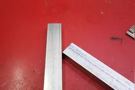 楼梯斜角任意角度怎么切，老师傅教你一招简单的，一看就会了！视频封面