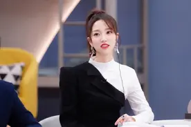 江苏卫视最美女主持张纯烨，大长腿写真流出视频封面