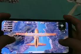 换了一个QQ小号来玩视频封面