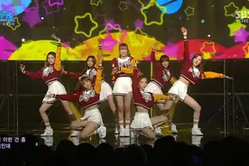 宇宙少女怀旧歌曲《MOMOMO》舞台现场！