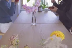 建筑师夫妻二人生活日常，早起工作时间，各自分工明确，互帮互助视频封面