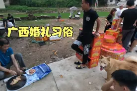广西真实农村生活，一场婚礼结束后，当天晚上举行放烟花盛宴