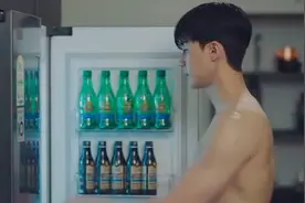 谁能拒绝腹肌帅哥 不得不说韩国男主的身材管理是真的好啊视频封面