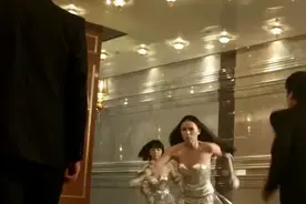 不要小看女人，有时候女比男更很视频封面