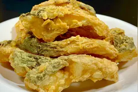 无论炸什么鱼，放淀粉和面粉就错了，教你一招，外酥里嫩，无腥味