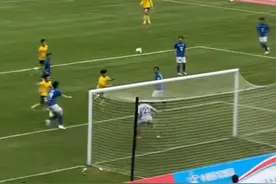 苏超扬州队被抬下九人后，泰州队终于取得了进球！