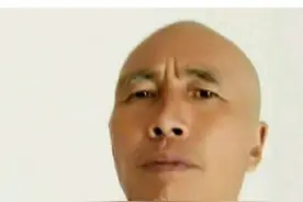 郭晶晶要是穿金戴银必须升国旗，唱国歌。视频封面