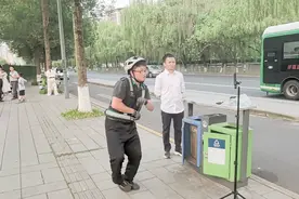 嘟嘟哥代驾小哥视频封面