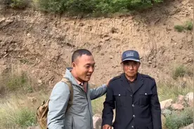 山西原始森林里，竟然隐居无人见过的黑色巨型野生动物，太可怕了视频封面