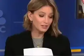 美国媒体记者公开呼吁对泽连斯基公开处刑这是美国耻辱的一天……视频封面