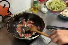 因为一句话，跟我妈吵架了，到底应该怎么做？视频封面