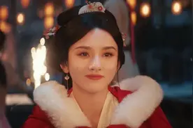 直到小乔盛装打扮出现在魏劭面前，魏劭再也把持不住自己 /折腰