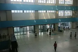 下午的青医附院东院视频封面