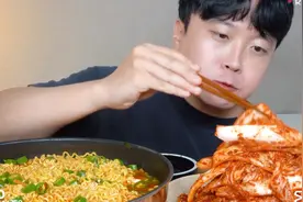 韩国🇰🇷小马哥～经典回味&拉面泡菜视频封面