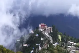 费玉清演唱的《南屏晚钟》，太美了！视频封面